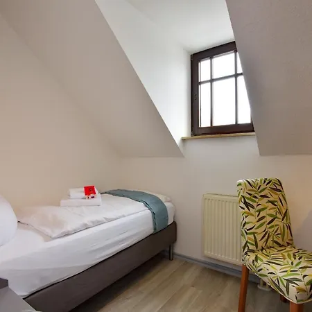 Hotel Der Distelhof garni Dillstadt Zimmer foto