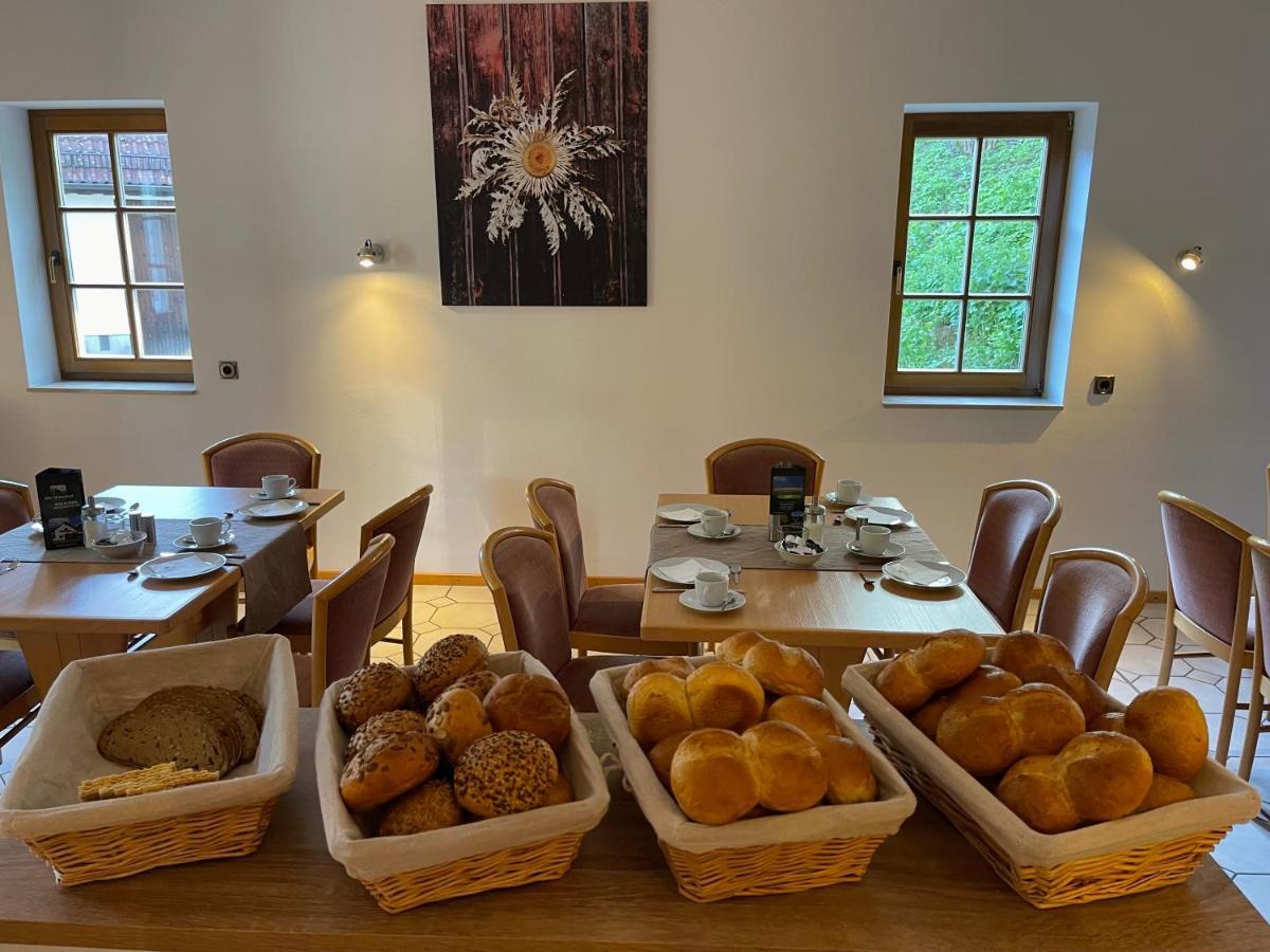 Hotel Der Distelhof Mit Scheunencafe 3*
